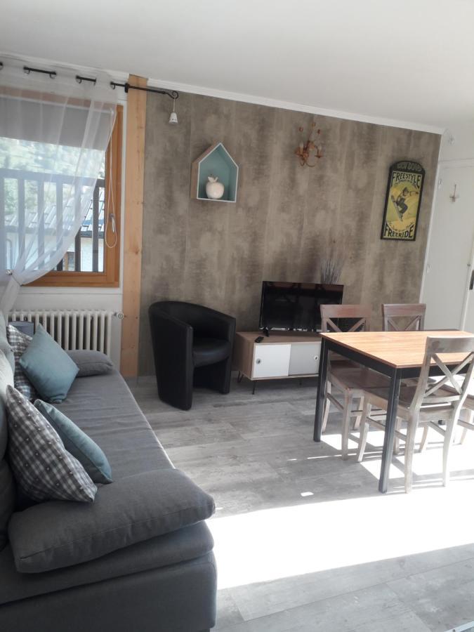 Enclos Savoyard Appartement Meuble 1Chambre 1 Canape Lits 3Personnes Grand-Aigueblanche Eksteriør billede